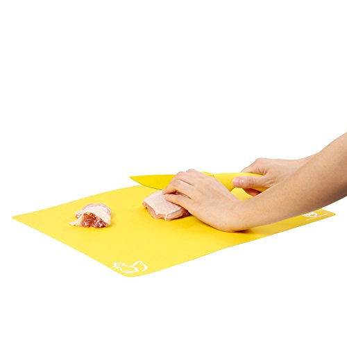 A SET OF KITCHEN MATS THAT PREVENT CROSS CONTAMINATION