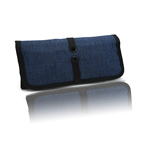 A TRAVEL CASE THAT KEEPS ALL YOUR ACCESSORIES ORGANIZED