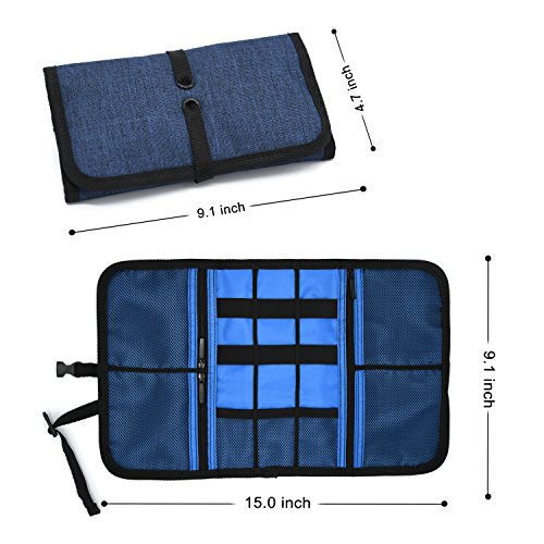 A TRAVEL CASE THAT KEEPS ALL YOUR ACCESSORIES ORGANIZED