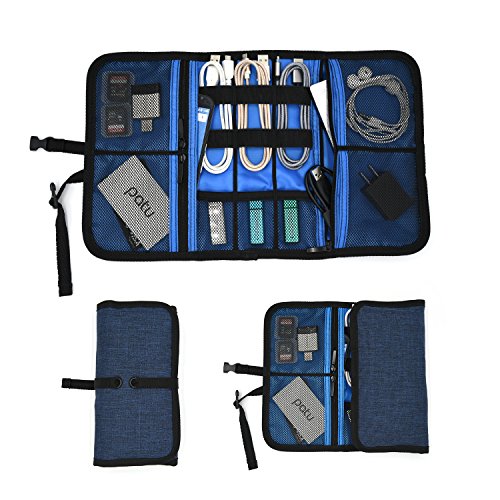 A TRAVEL CASE THAT KEEPS ALL YOUR ACCESSORIES ORGANIZED
