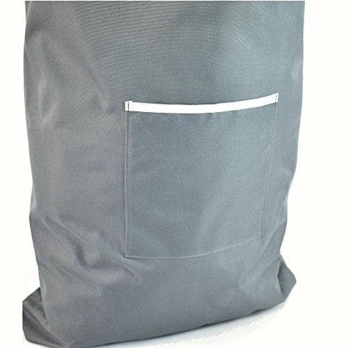 A SPACE-SAVING LAUNDRY BAG YOU CAN STORE OVER YOUR DOOR