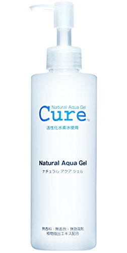 THIS CULT-FAVORITE JAPANESE PEELING GEL THAT EXFOLIATES SKIN WITHOUT ANY GRITTINESS