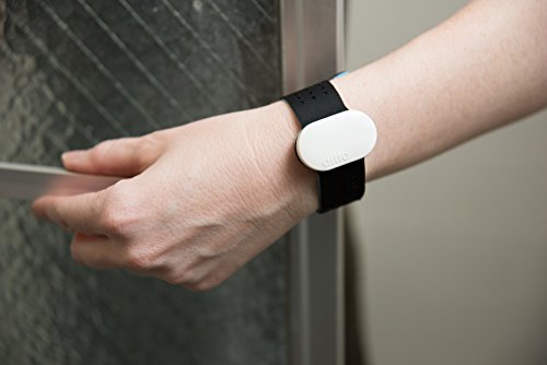 THIS WEARABLE VIBRATING ALERT DEVICE THAT SYNCS UP TO YOUR PHONE