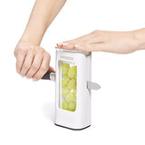 THIS GENIUS GADGET HELPS YOU SLICE A BUNCH OF GRAPES QUICK